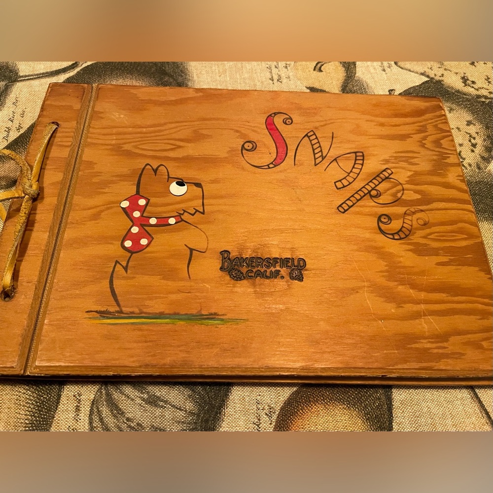 Vintage 1930s wood souvenir snap/photo album-free shipping